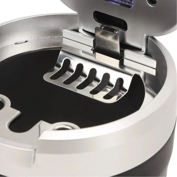 Car  Ashtray With Lid Smell Proof, Portable Ashtray - Picture 3 of 4